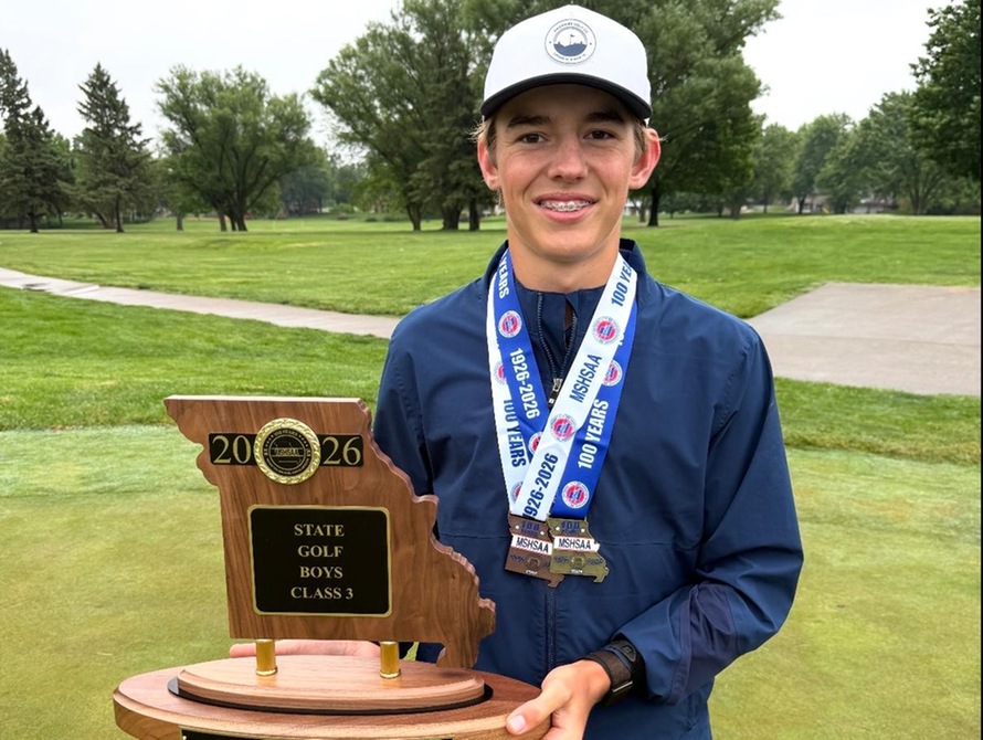 Elliott Earns 1st State Title in Irish Boys Golf History: Team Takes 3rd